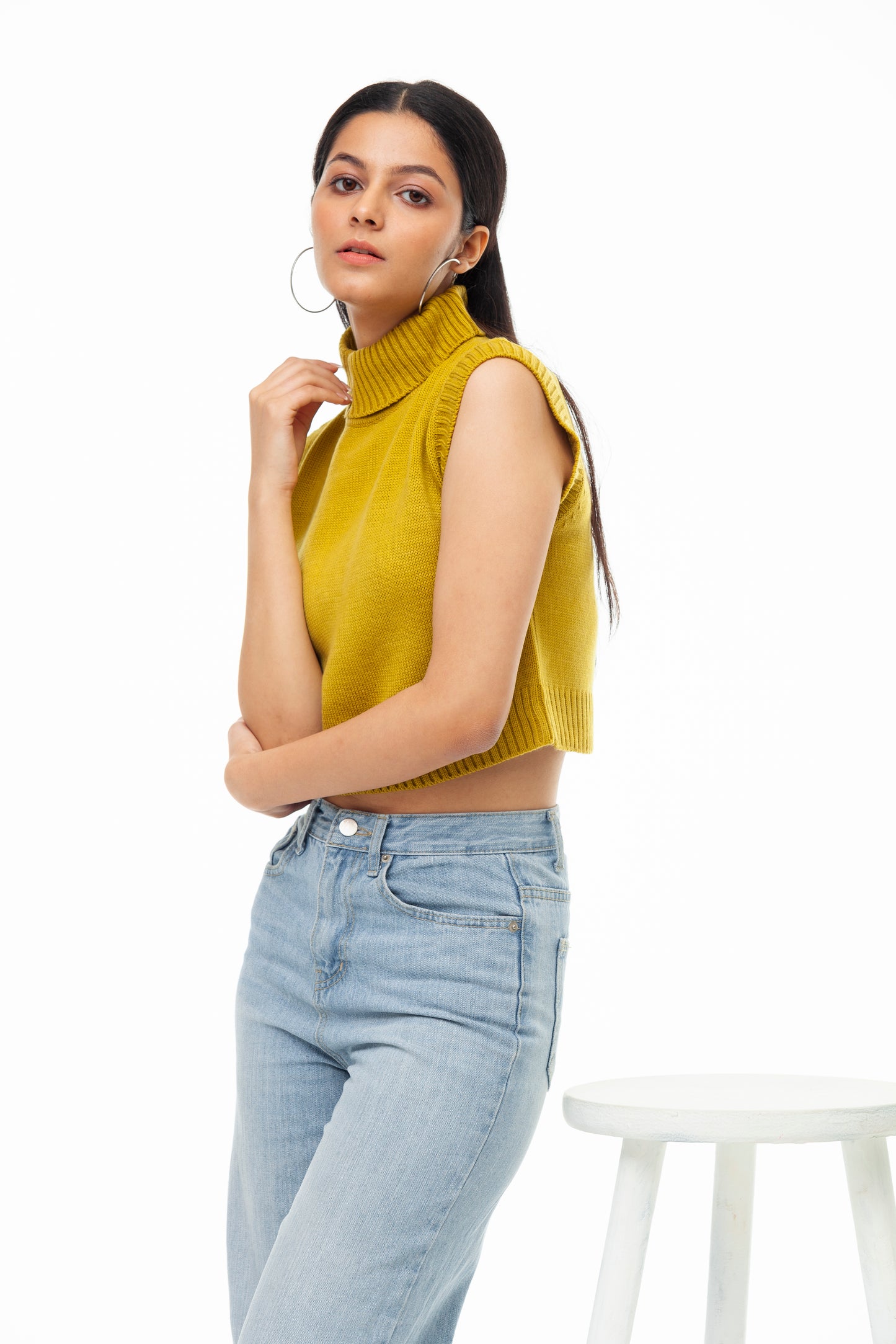 GREEN YELLOW  TURTLE  NECK VEST